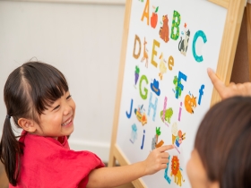 子ども英会話教室の【 運営スタッフ 】★未経験歓迎/残業ナシ2