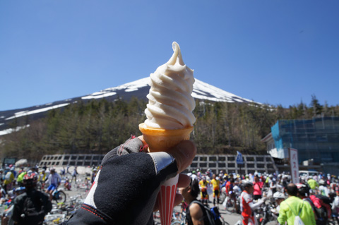 毎年のことながら（雨のFHC2012除く），おいしいアイス！（＾＾）