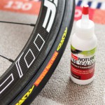 耐パンクシーラント剤「NoTubes」が入っていかない謎