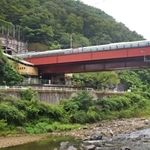 山中にあり「秘境駅」として知られるＪＲ武田尾駅＝宝塚市玉瀬