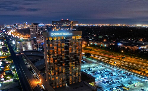 DoubleTree by Hilton Dallas - Campbell Centre