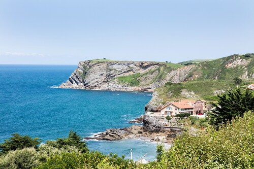 Abba Comillas Apartments