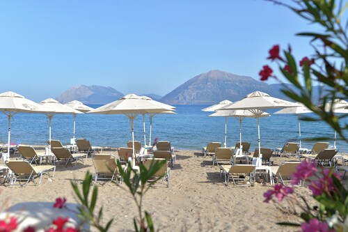 Airotel Achaia Beach