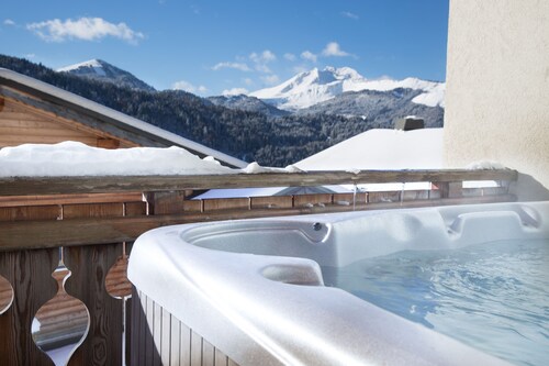 Modernes 4-Bett-Chalet mit Whirlpool, herrlichem Blick über Morzine