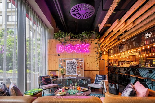 Moxy Bordeaux Hotel