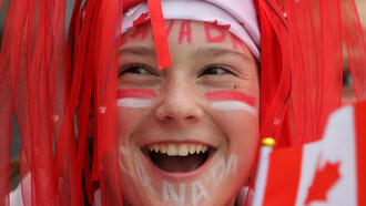 A young Canada fan