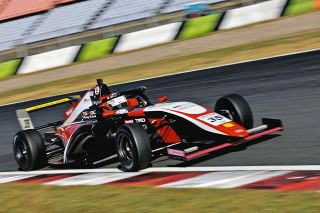 佐野、2番手タイム　FIA－F4