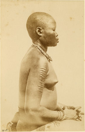 Bari girl with scarification