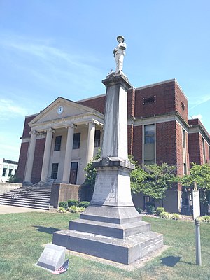 Hopkins County Courthouse in Madisonville