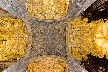 Bóveda d'estrella catedral de Sevilla España.