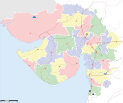 Map of गुजरात with सूरत marked