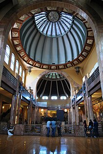 Interior do Palacio de Bellas Artes na Cidade do México, México (1934)