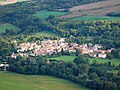 Le village vu depuis le puy de Lavelle.