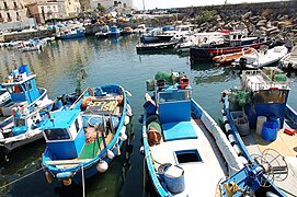 Bateaux de pêche à Pozzuoli.