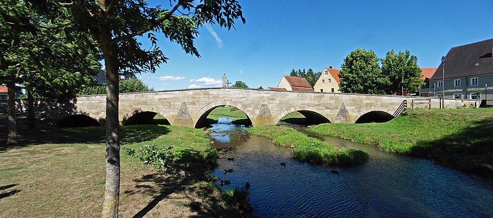 Sandsteinbrücke über die Schwäbische Rezat in Pleinfeld, Mittelfranken in Vorjury Auswahl von WLM 2020 in Deutschland