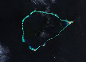 Photo satellitaire des États fédérés de Micronésie - Fananu est l'île tout à droite avant Igup