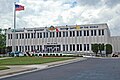 Prédio do Indianapolis Motor Speedway Hall of Fame Museum, no interior do Indianapolis Motor Speedway.