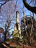 Ortsteil Borsberg mit der gleichnamigen, vom Schönfelder Hochland aus gesehen sehr flachen Bergkuppe (links)