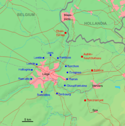 A Liège környékén kiépített erődítményrendszer térképe. Kékkel az 1914-es erődök, pirossal az 1940-es erődök láthatók