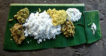 Un thali oriya. Ici dans le contexte particulier du bhog (prasad) servi au temple de Jagannath à Purî.