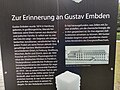 Stele zum Gedenken an Gustav Embden