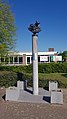 R.A.F.-monument naast basisschool De Den