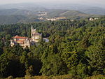 Wüste der unbeschuhten Karmeliten und Bauensemble des Palace-Hotels in Buçaco