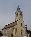 façade de l'église de Lentilly