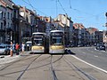 Tramlijnen 23 en 24 kruisen elkaar ter hoogte van de "oude halte" richting Vanderkindere (2008)