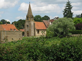 L'église Saint-Romain à Domecy.