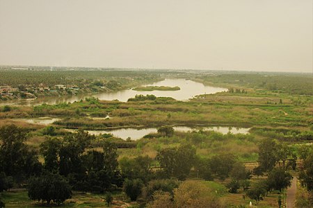 El Tigris, juntament amb l'Eufrates, són els dos grans rius que defineixen la Mesopotàmia