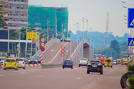 Le saut de mouton au rond-point mandela (Croisement boulevard du 30 juin et l'avenue de libération)