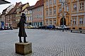 Plastik mit Kater Murr vor dem Hoffmann-Theater in Bamberg