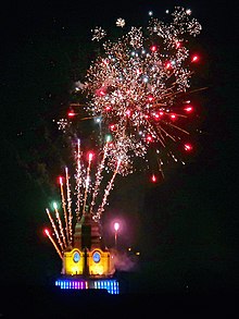 Feuerwerk am Rathausturm zum 900 Jährigen.