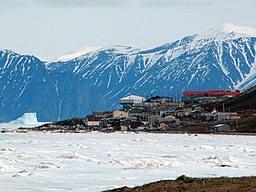 Pond Inlet i juni 2005.