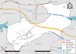 Carte en couleur présentant le réseau hydrographique de la commune