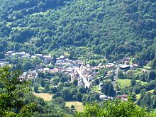 Usa ka Kinatibuk-ang Pagtan-aw sa Ferrières-Saint-Mary