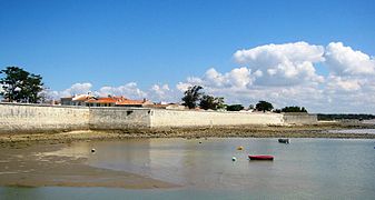 Les remparts de l'île d'Aix (Charente-Maritime)