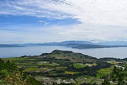 Danau Toba dari Dolok Tolong, Tampahan