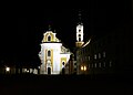 Nachtansicht der St. Georgskirche in Ochsenhausen