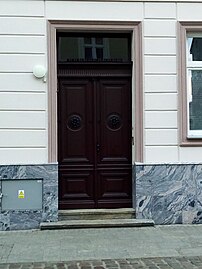 Entrance door