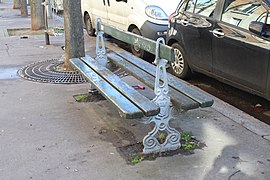 Banc public "Davioud" Avenue de Versailles à Paris