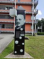 Stele zum Gedenken an Gustav Embden