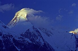 ポベーダ山（トムール峰）