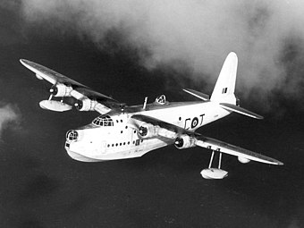 Le Short Sunderland quadrimoteur britannique.