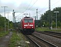 Regional-Express nach Stuttgart im Bahnhof Eutingen