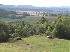 Dessus du bloc 7 de l'ouvrage du Hackenberg, montrant ses deux cloches GFM et sa tourelle de mitrailleuses.