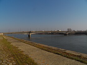 Image illustrative de l’article Pont des Trois-Continents