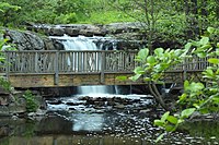 Mätäjoki_waterfall_Pitäjänmäki.JPG