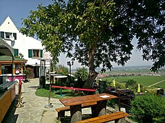 Zeter-Berghaus mit Blick auf Diedesfeld